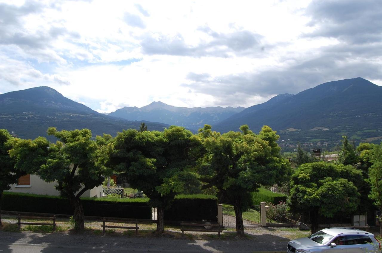 Appartement Agreable A Deux Pas Du Plan D'Eau Embrun Exterior photo