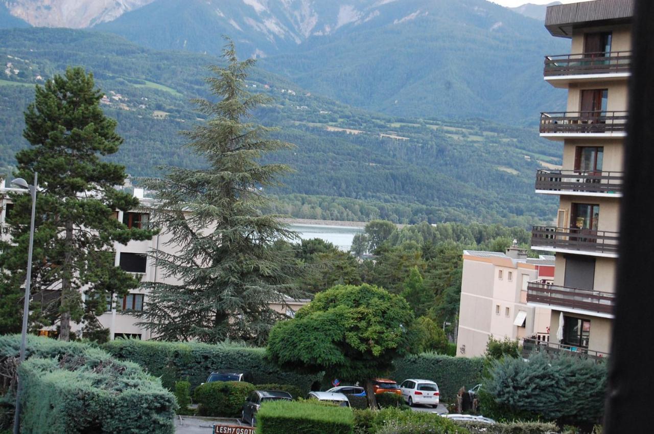 Appartement Agreable A Deux Pas Du Plan D'Eau Embrun Exterior photo