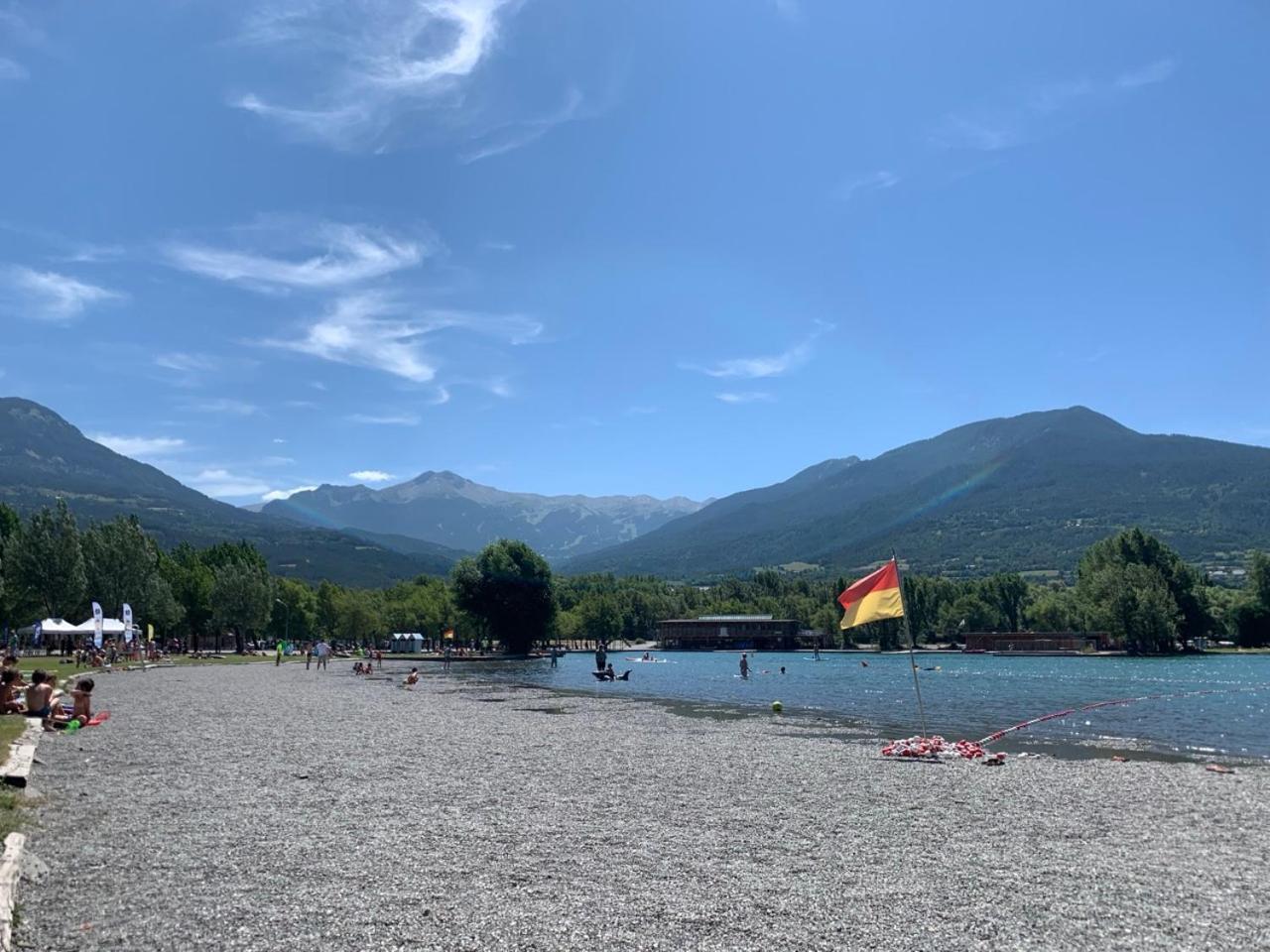 Appartement Agreable A Deux Pas Du Plan D'Eau Embrun Exterior photo